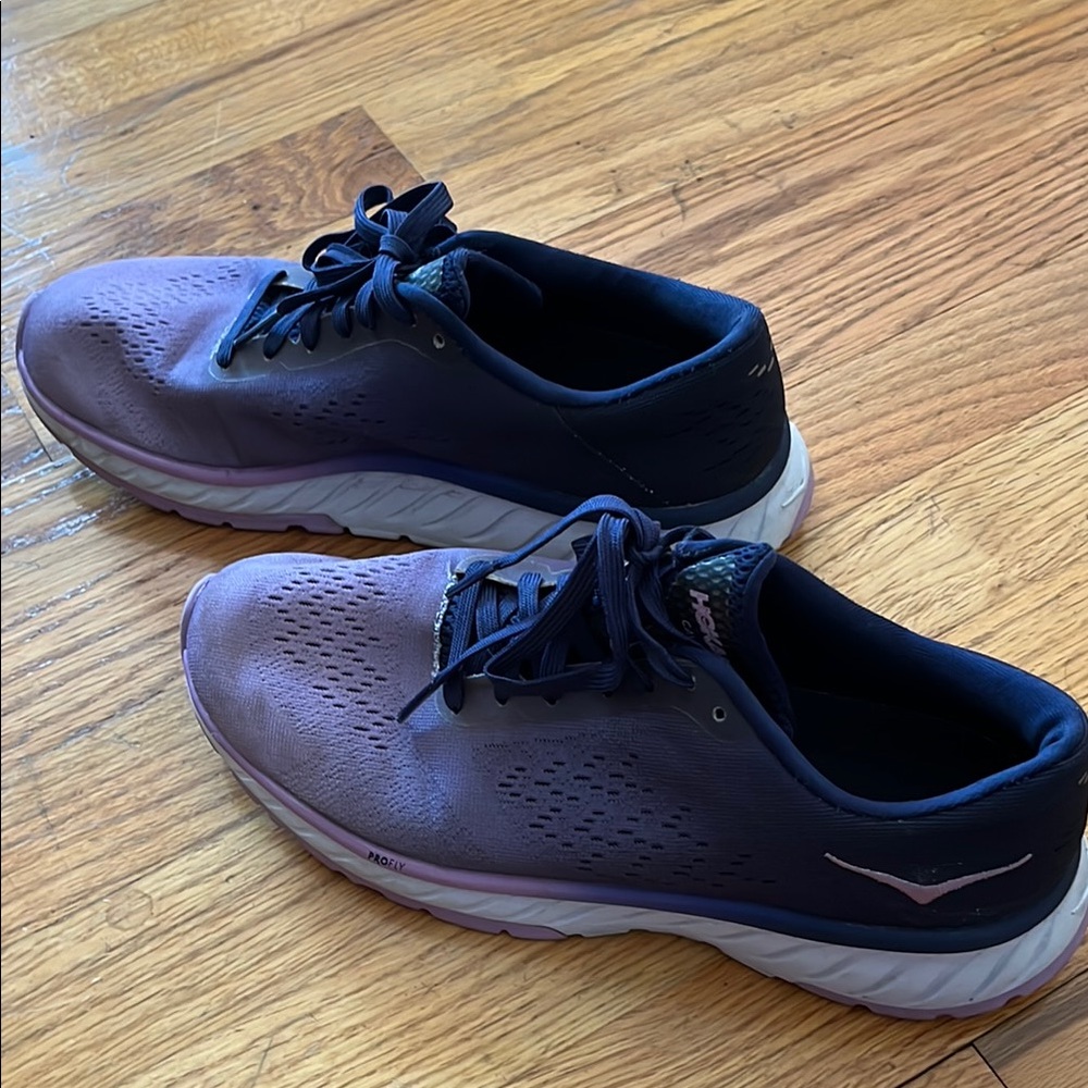 Hoka Purple Athletic Shoes with Superior Comfort 7.5 sneakers ombré walk run jog
